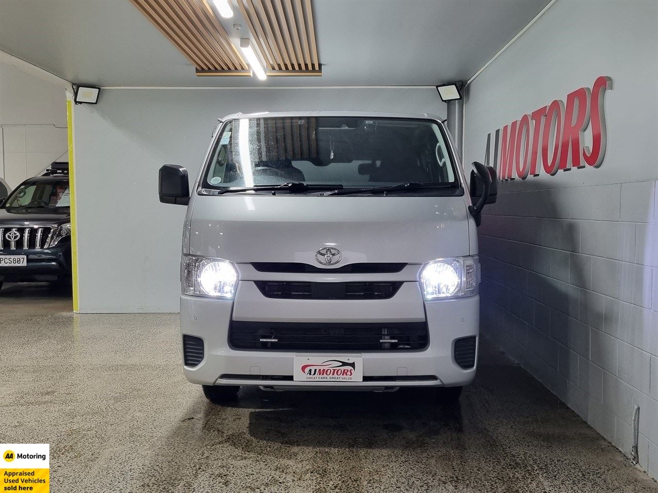 Vehicle image 2
