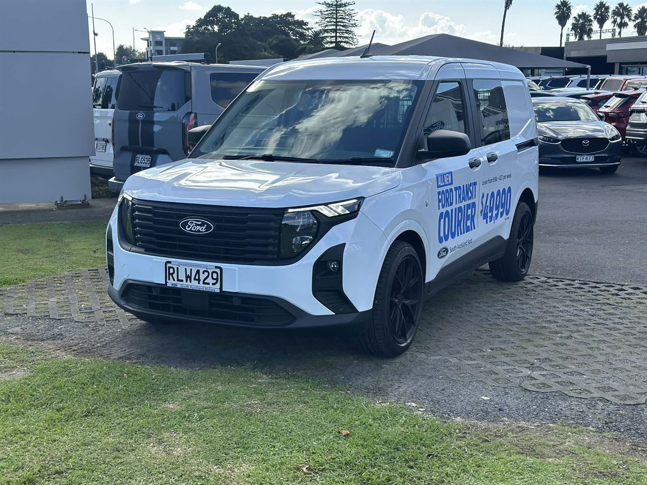 Vehicle image 3