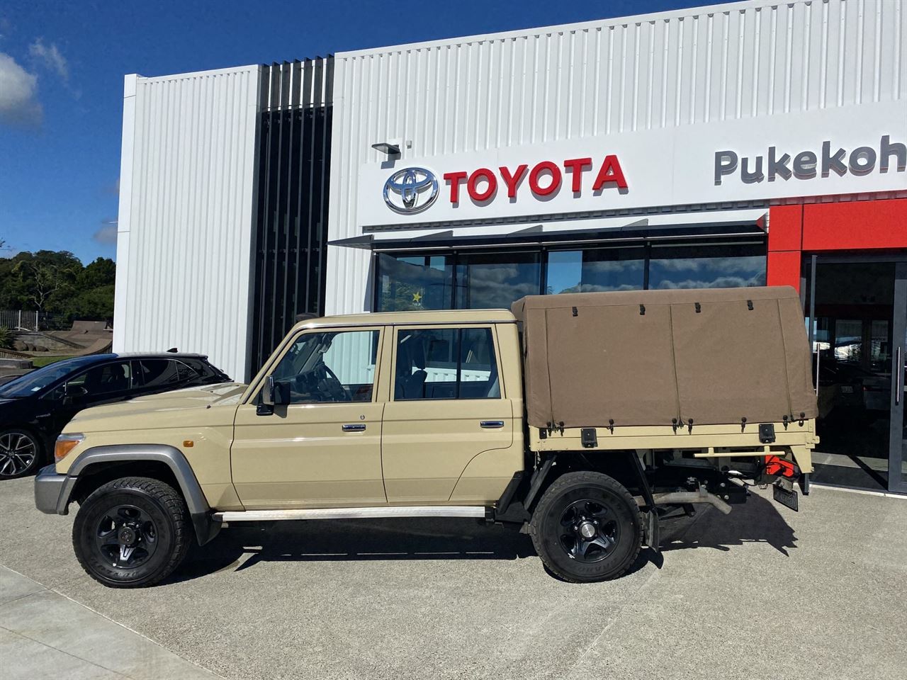 Vehicle image 2