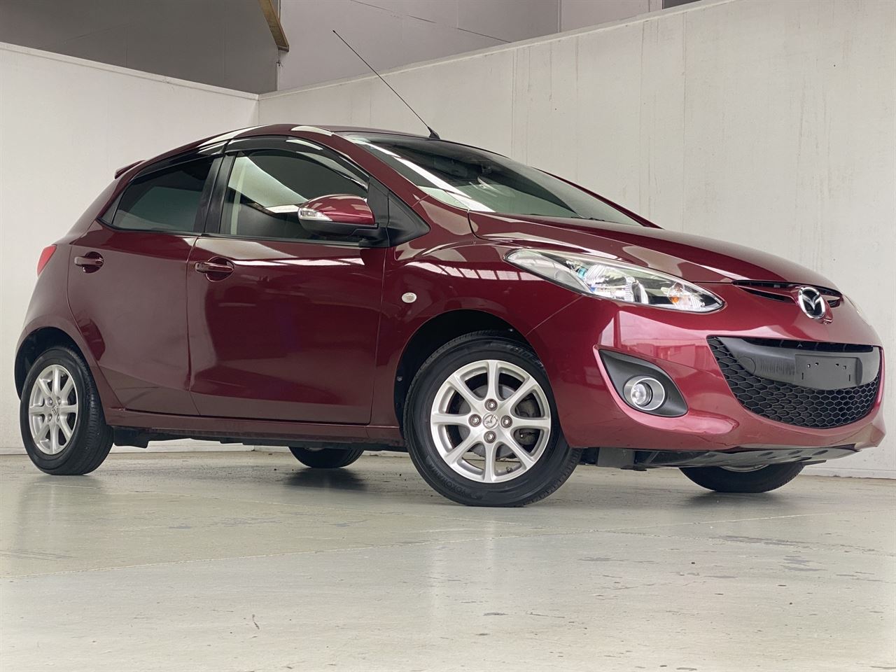 Vehicle image 5