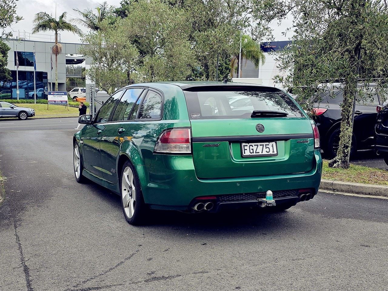 Vehicle image 4