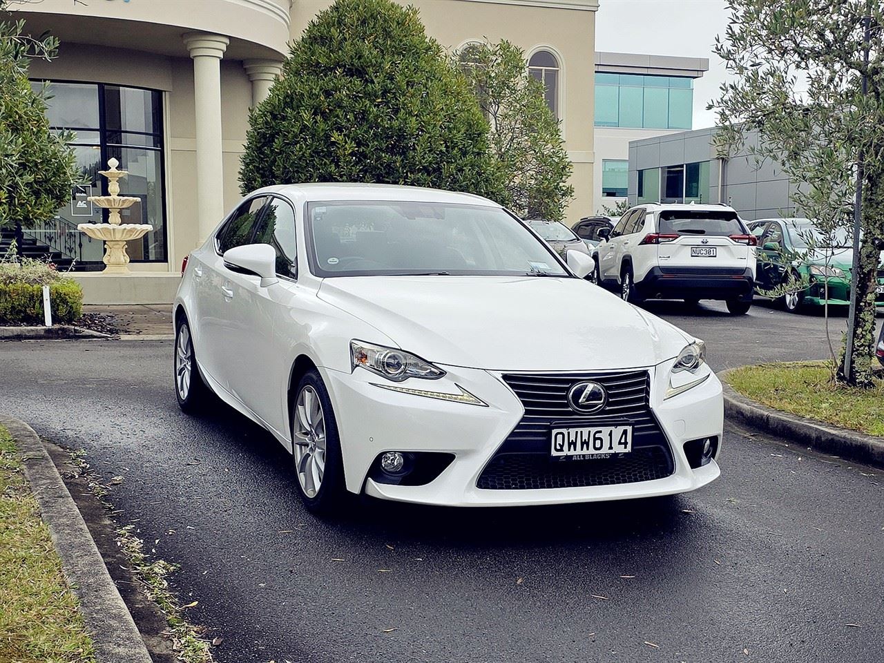 Vehicle image 1