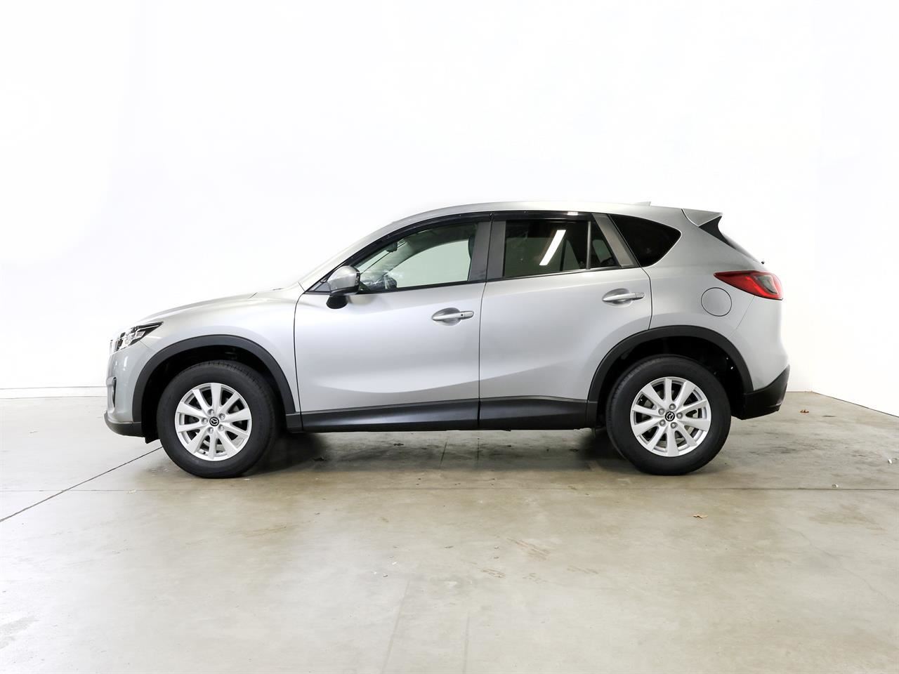 Vehicle image 5