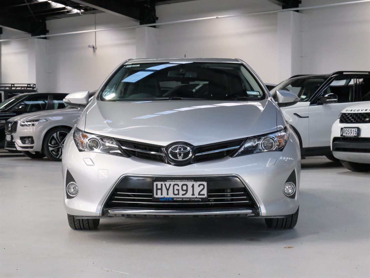 Vehicle image 3
