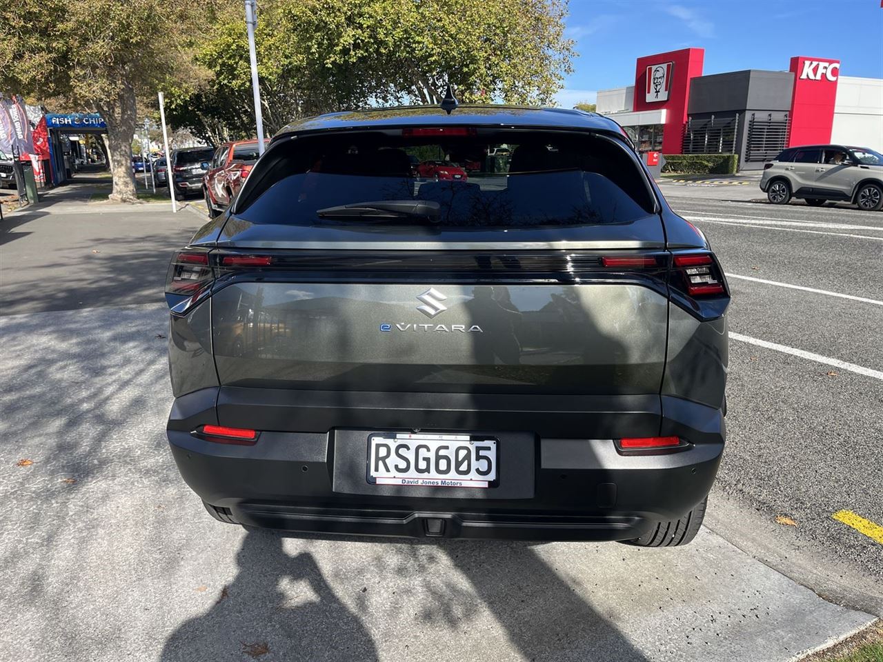 Vehicle image 5
