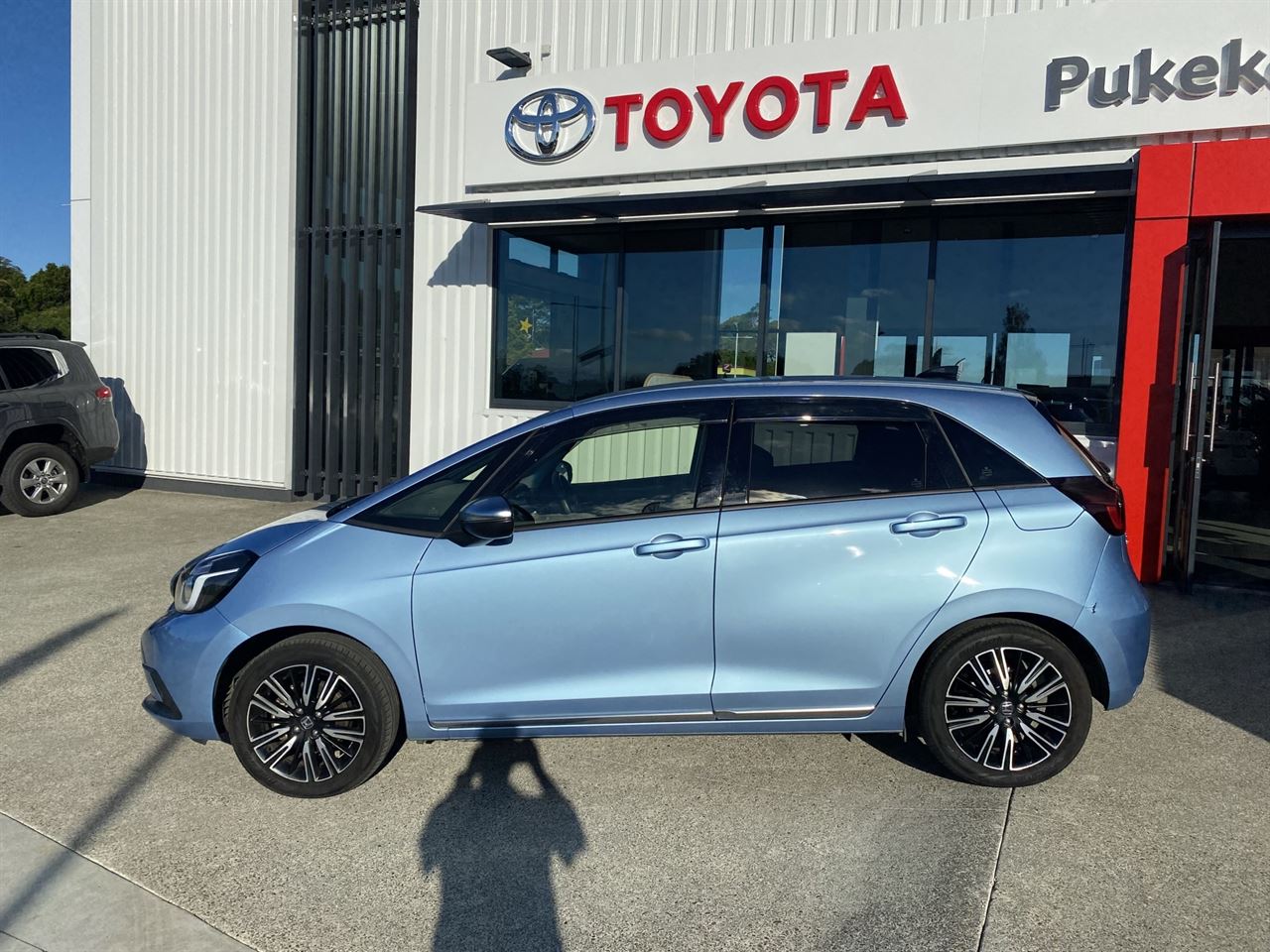 Vehicle image 2