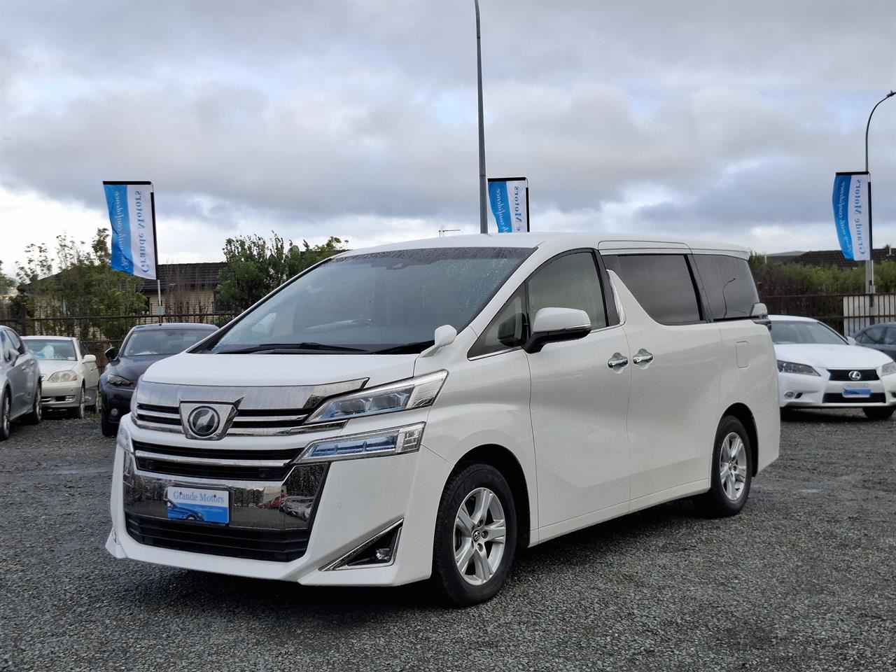 Vehicle image 3