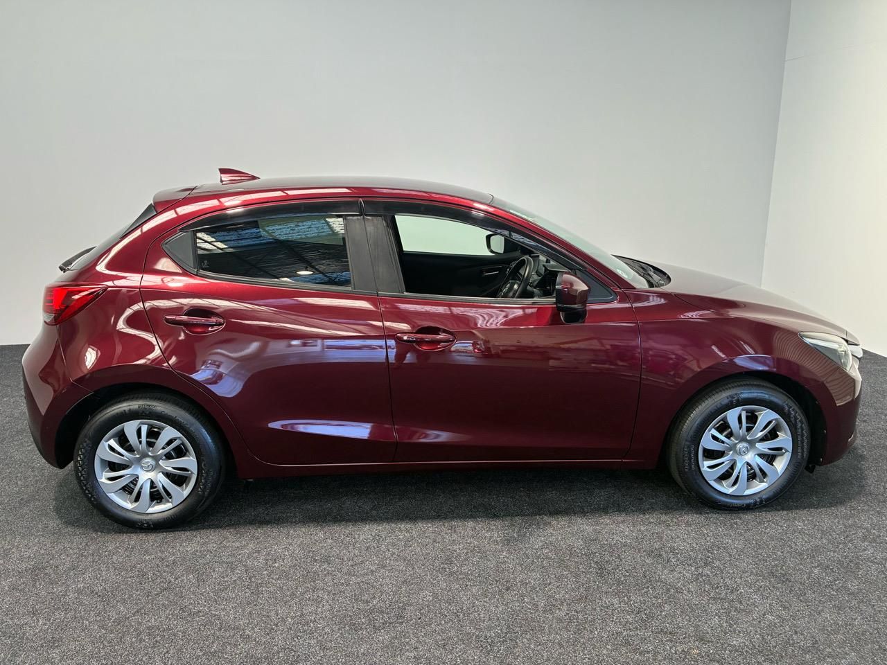 Vehicle image 5