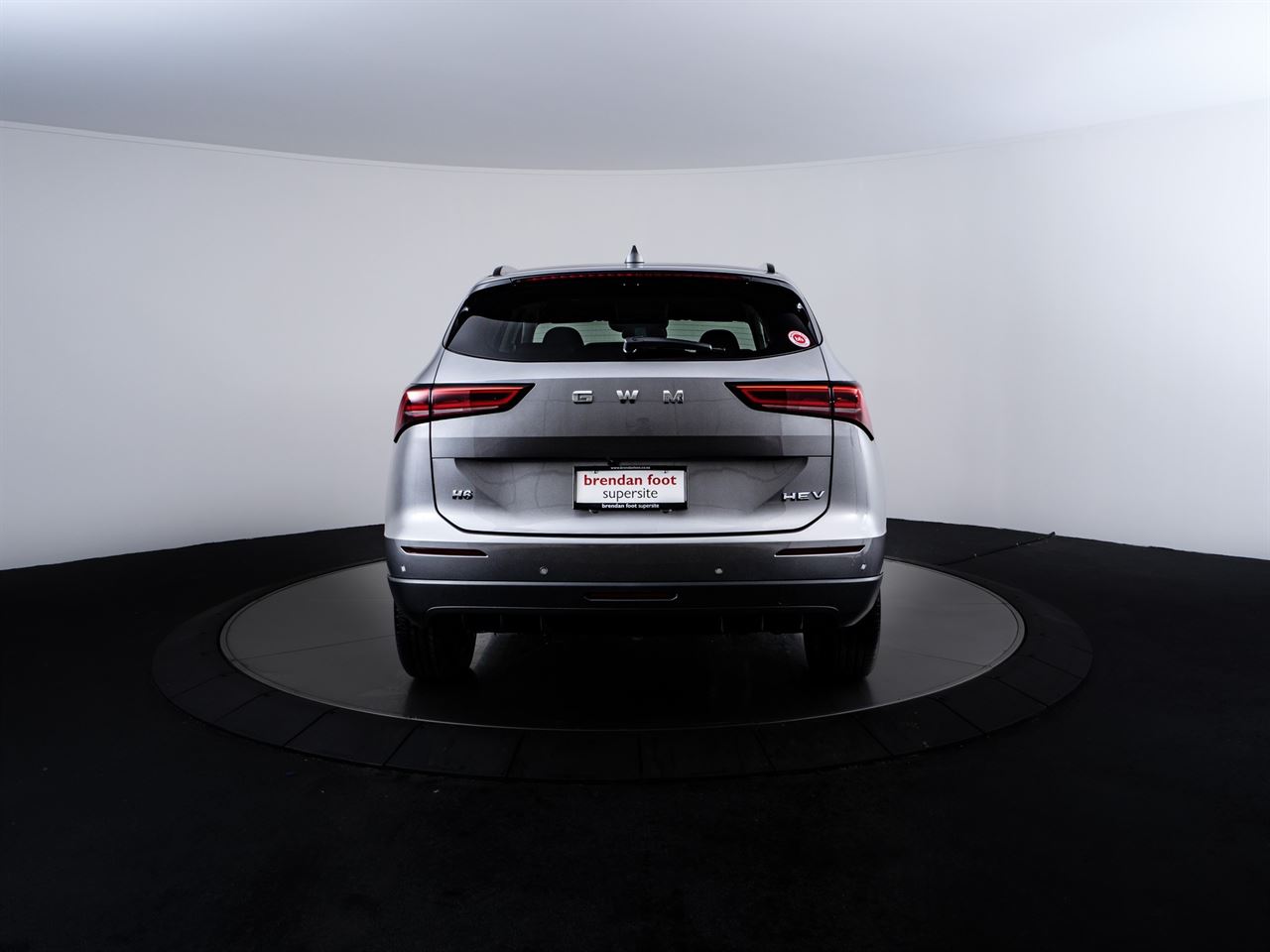 Vehicle image 4