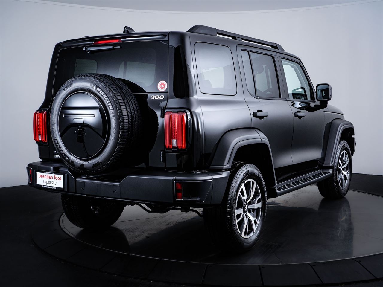 Vehicle image 3