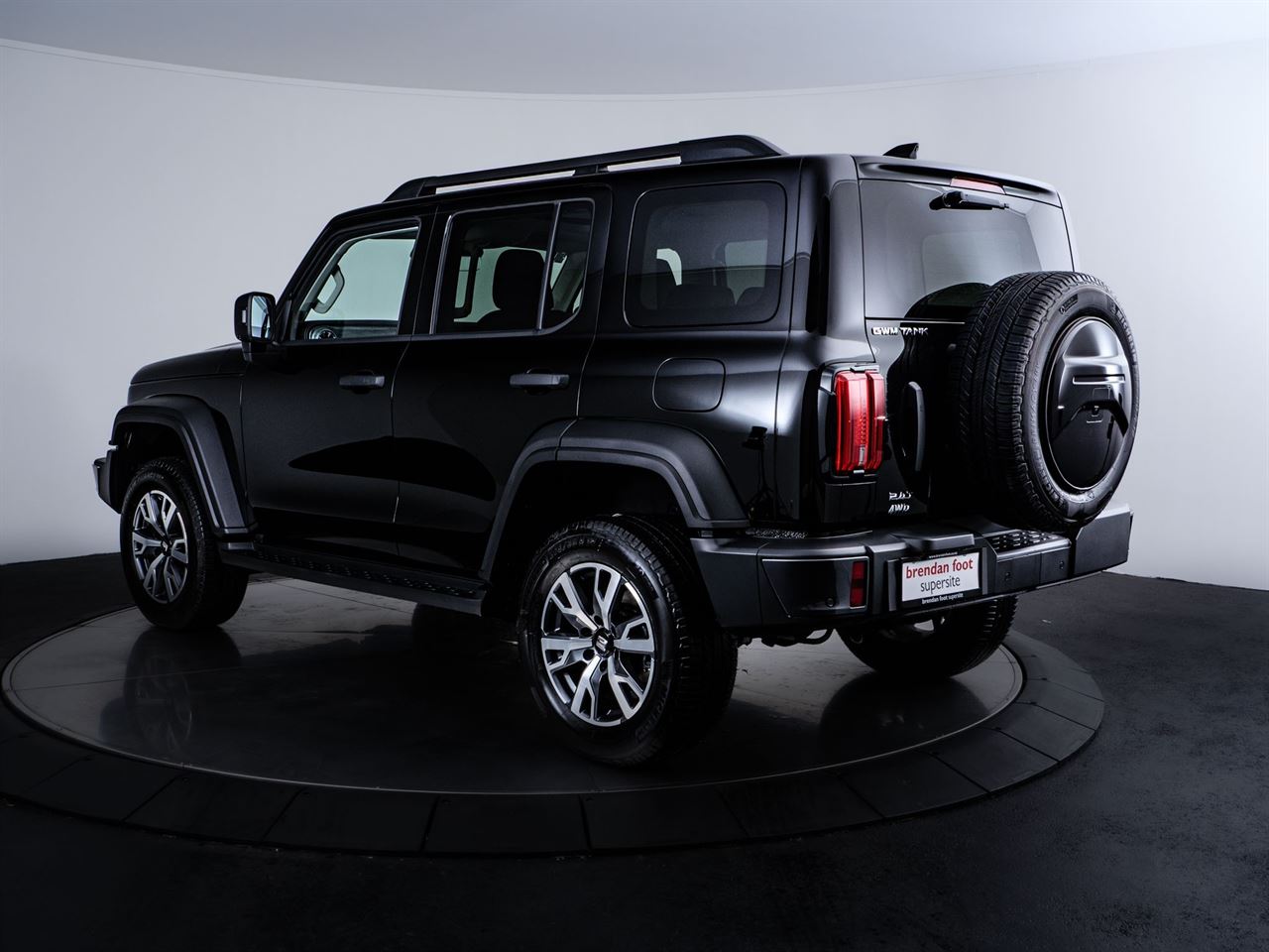 Vehicle image 5