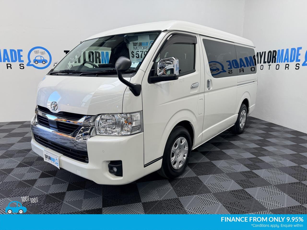 Vehicle image 3
