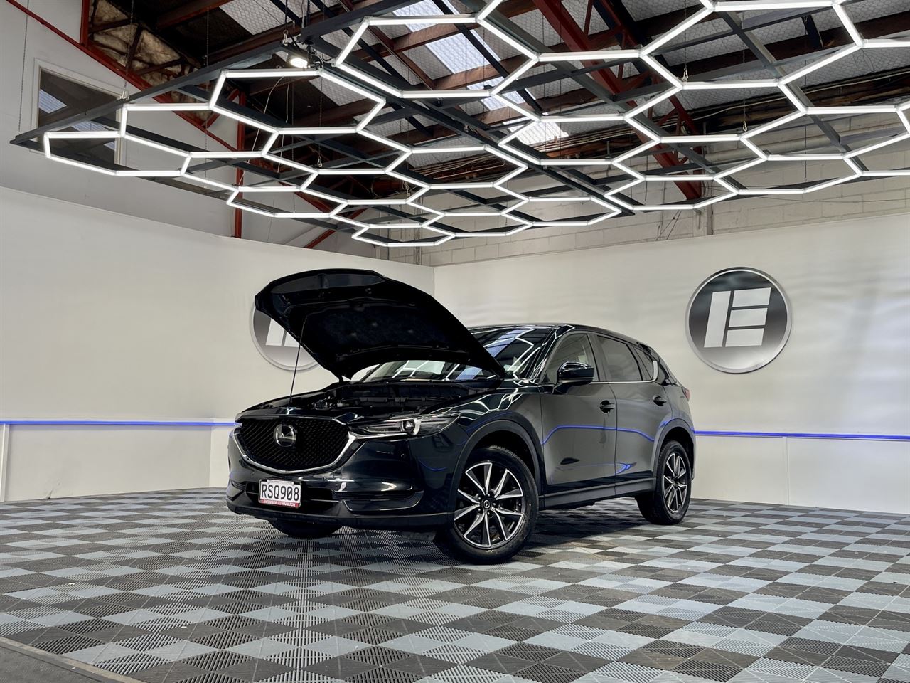 Vehicle image 3