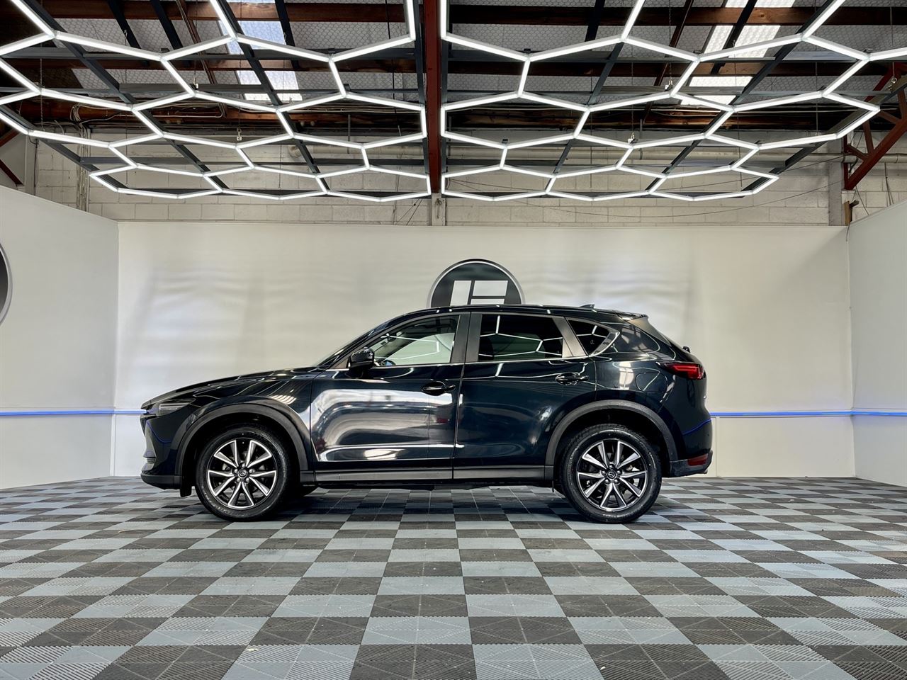 Vehicle image 5