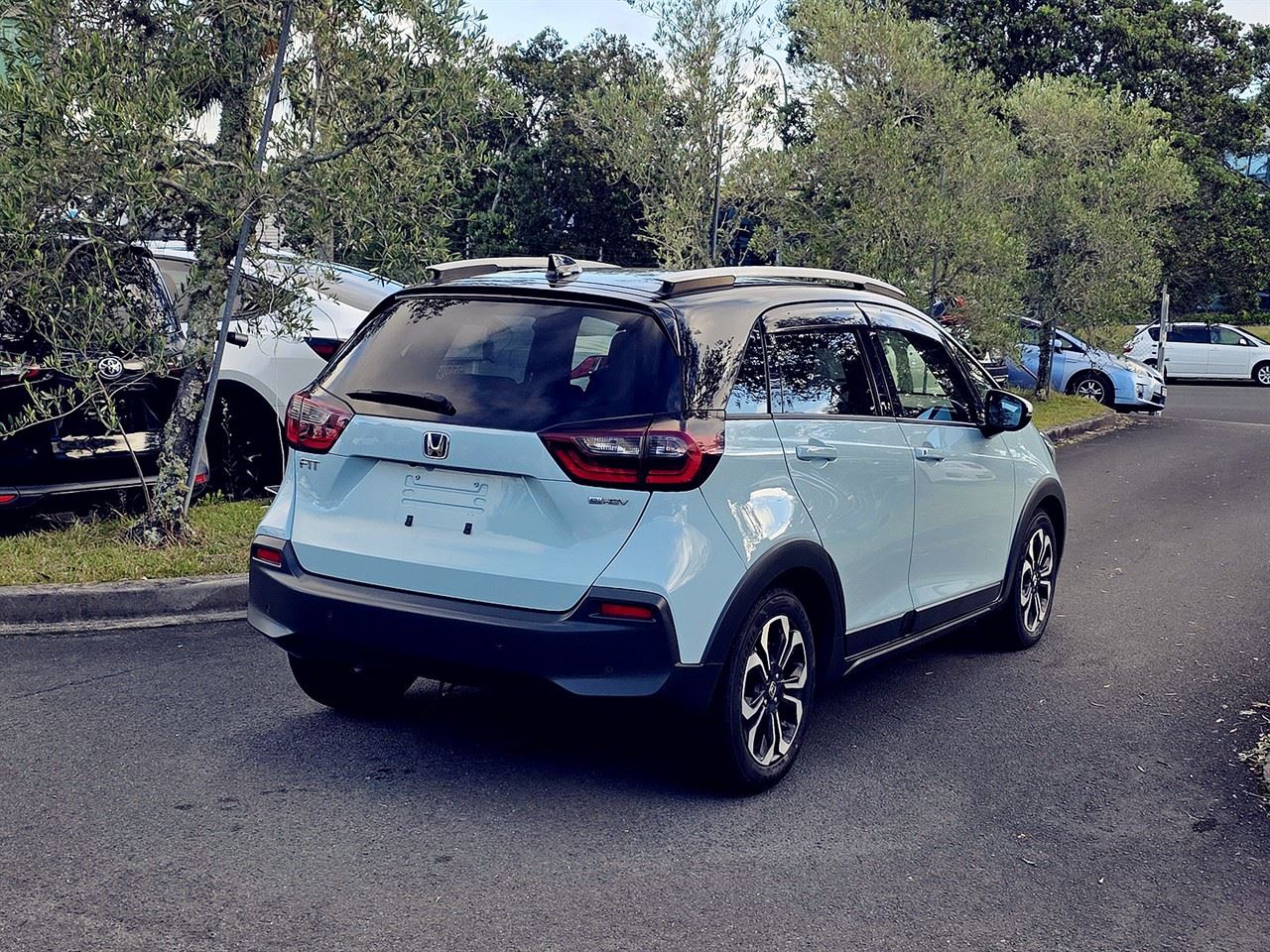 Vehicle image 3