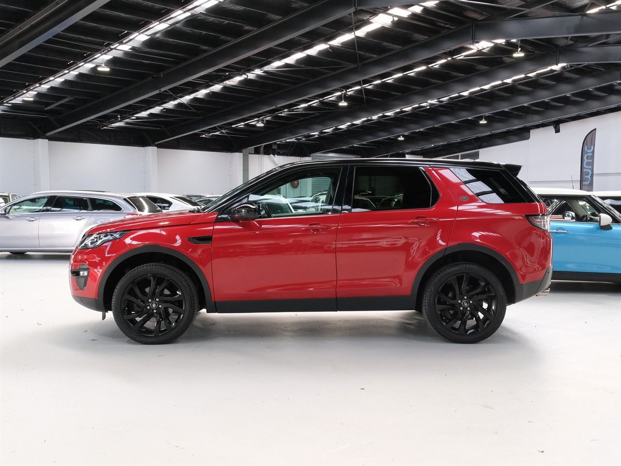 Vehicle image 5