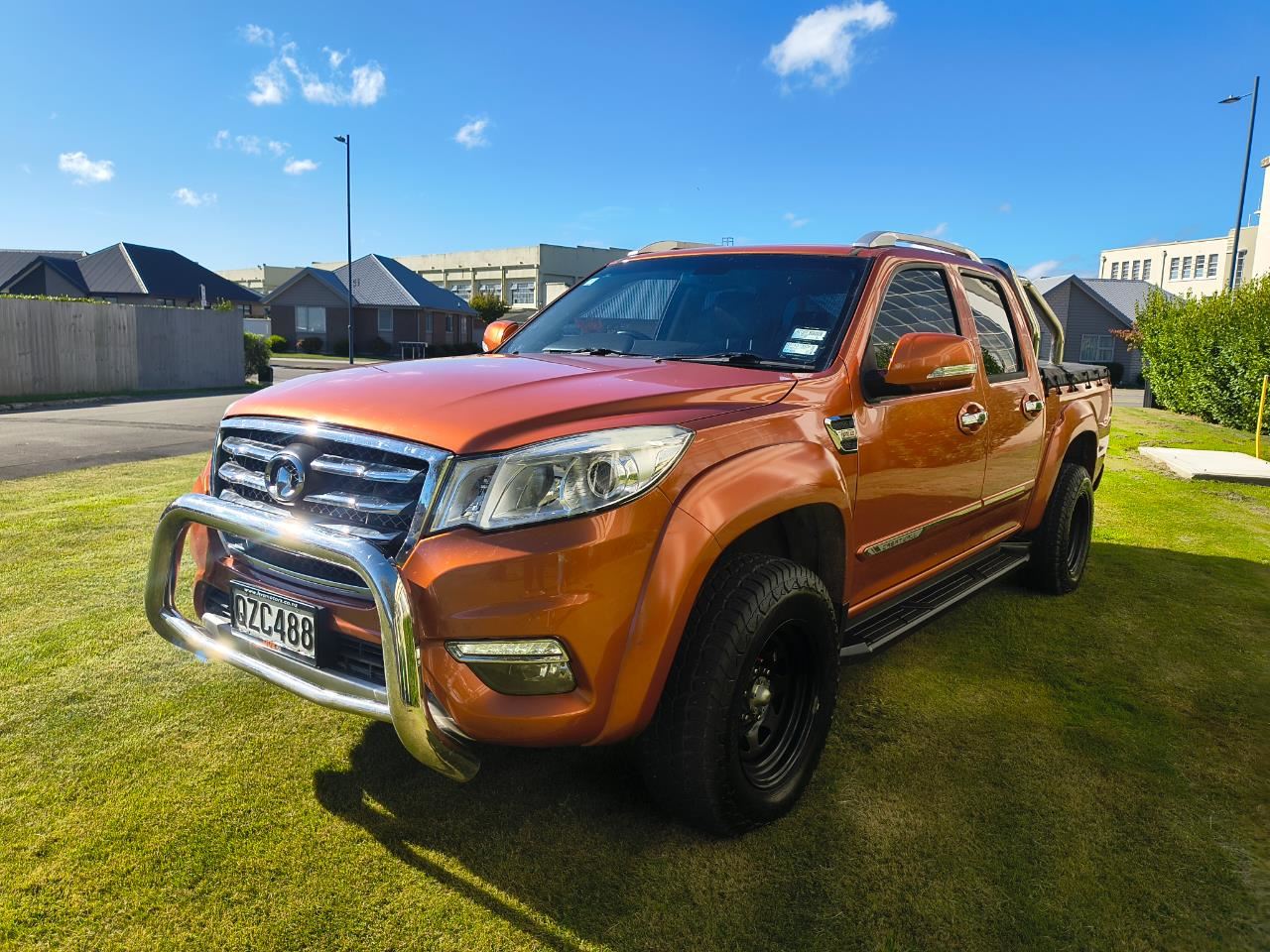 Vehicle image 3