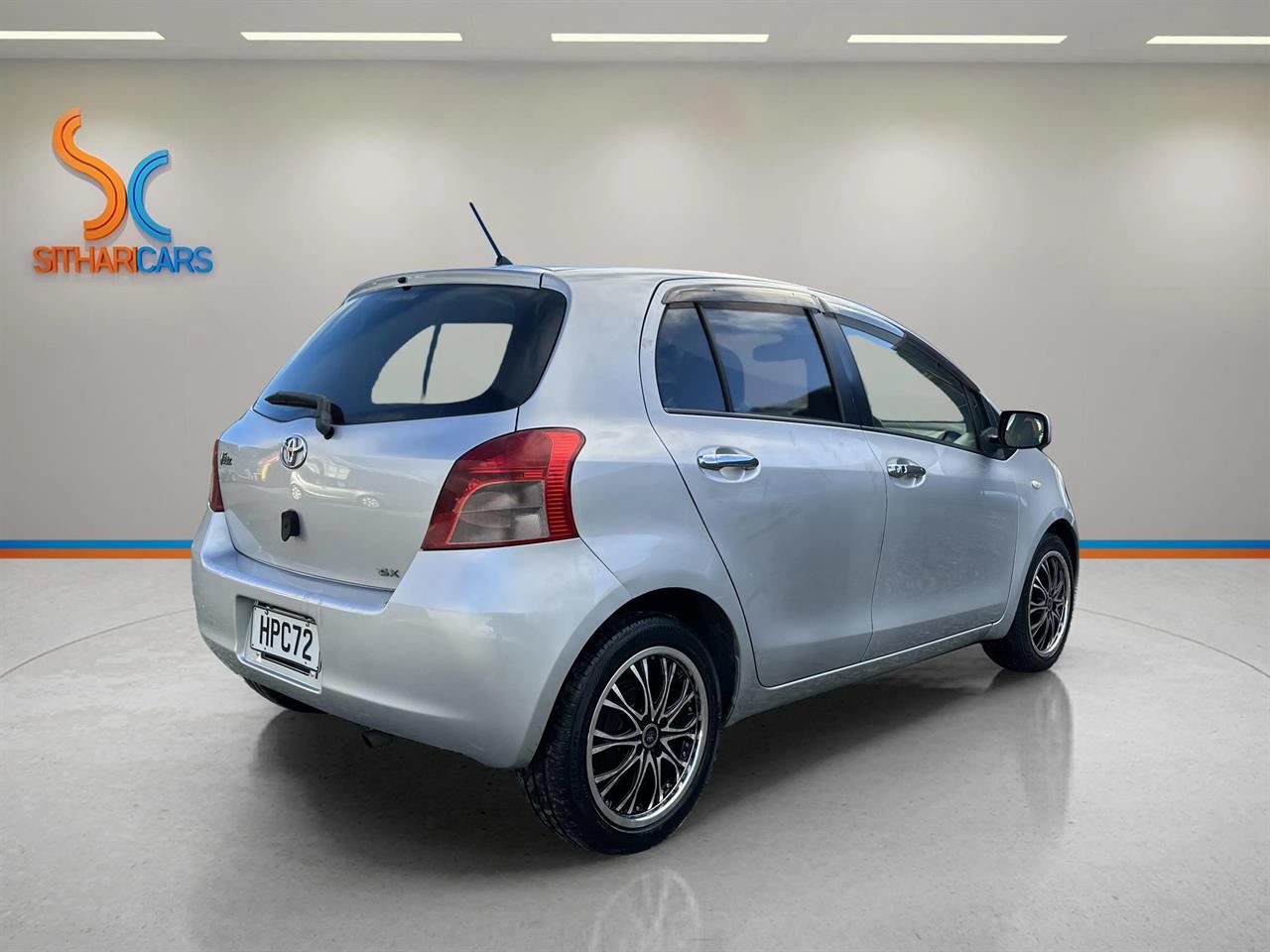 Vehicle image 4