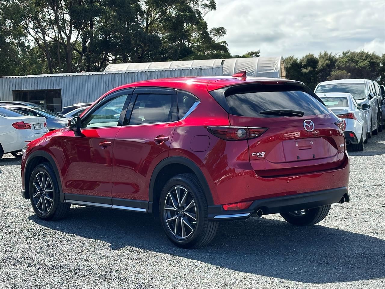 Vehicle image 4