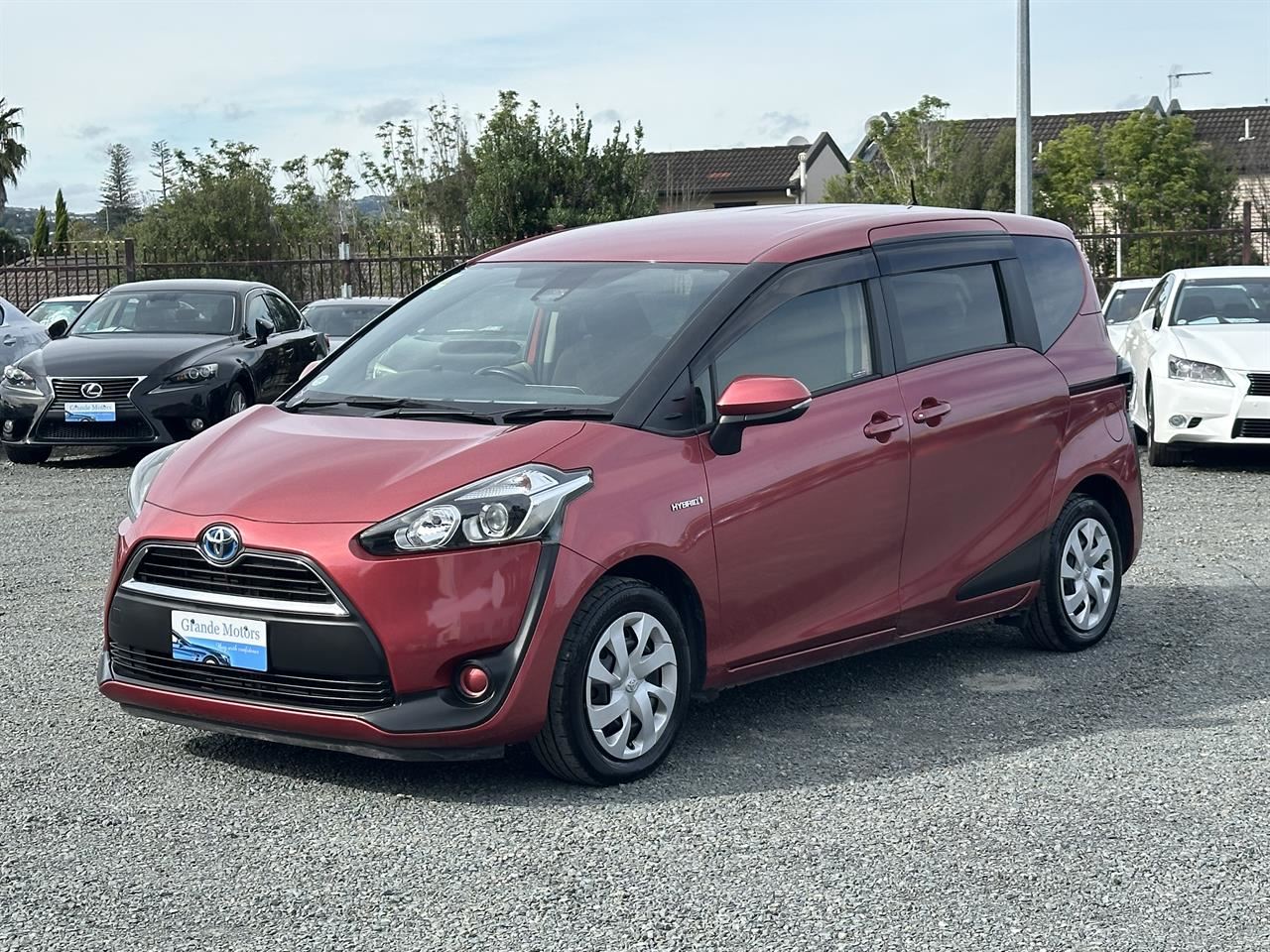 Vehicle image 3