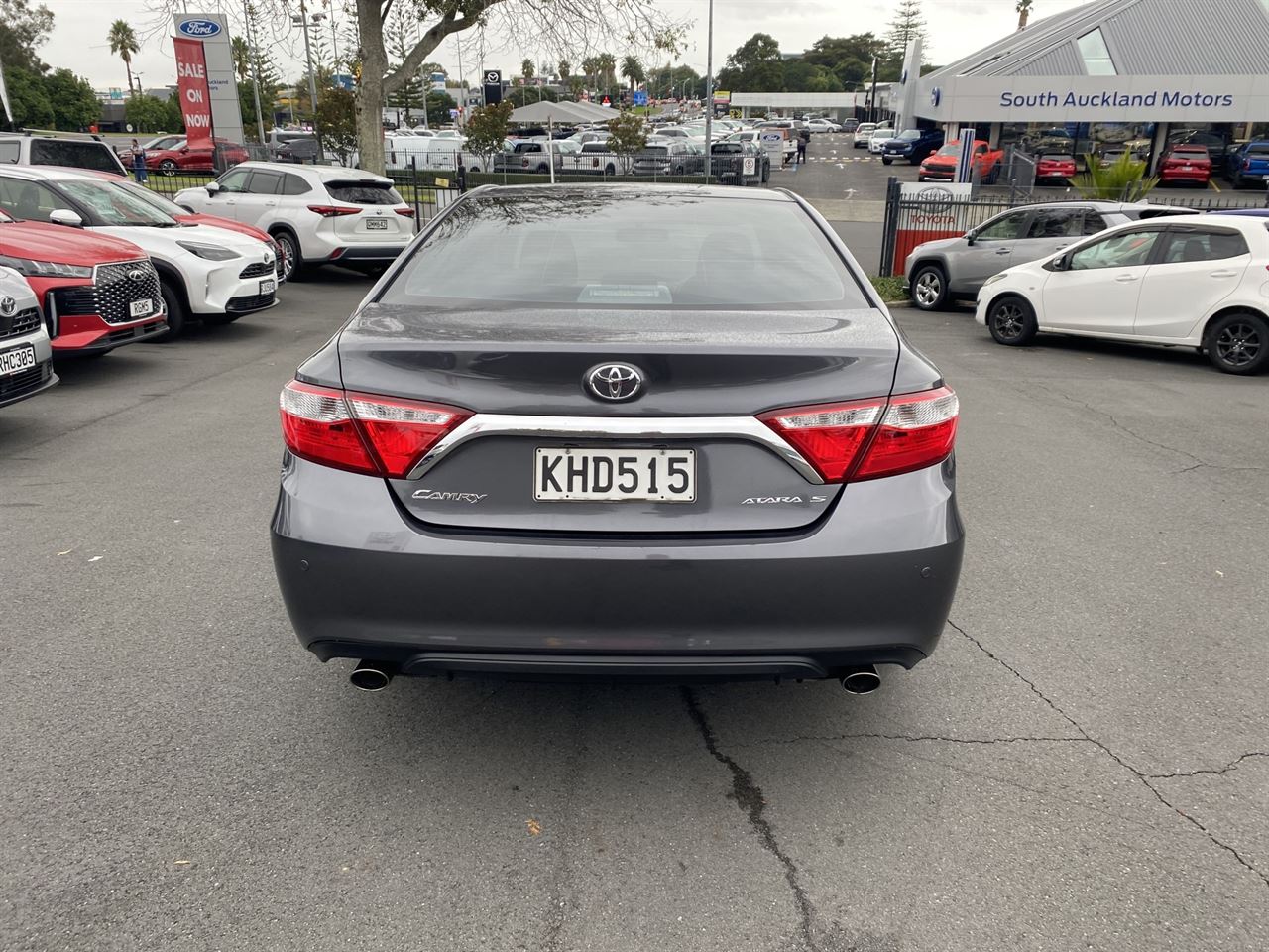 Vehicle image 3