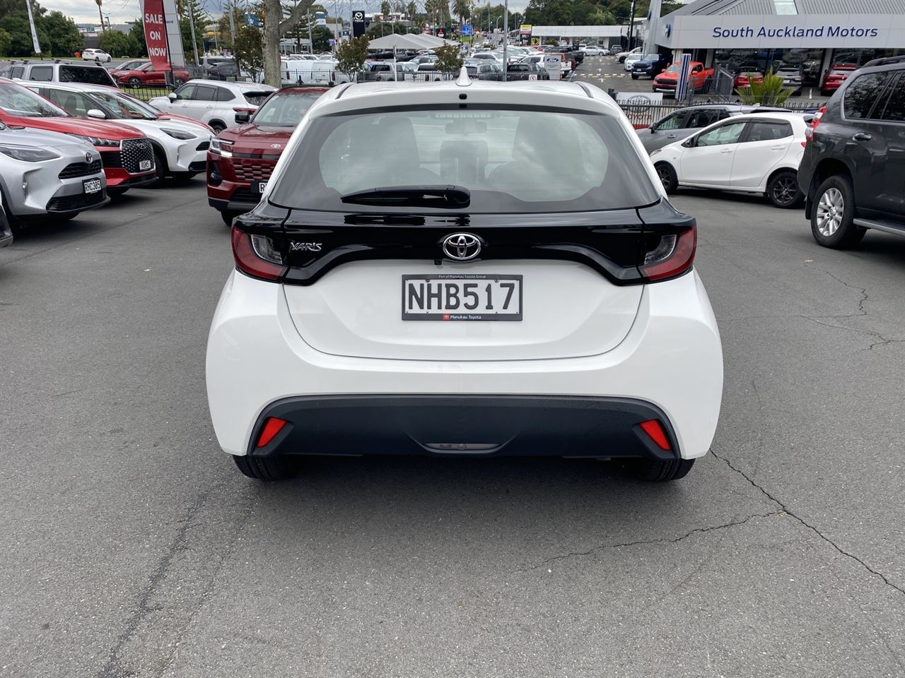 Vehicle image 3