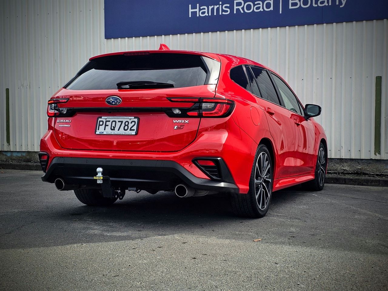 Vehicle image 3
