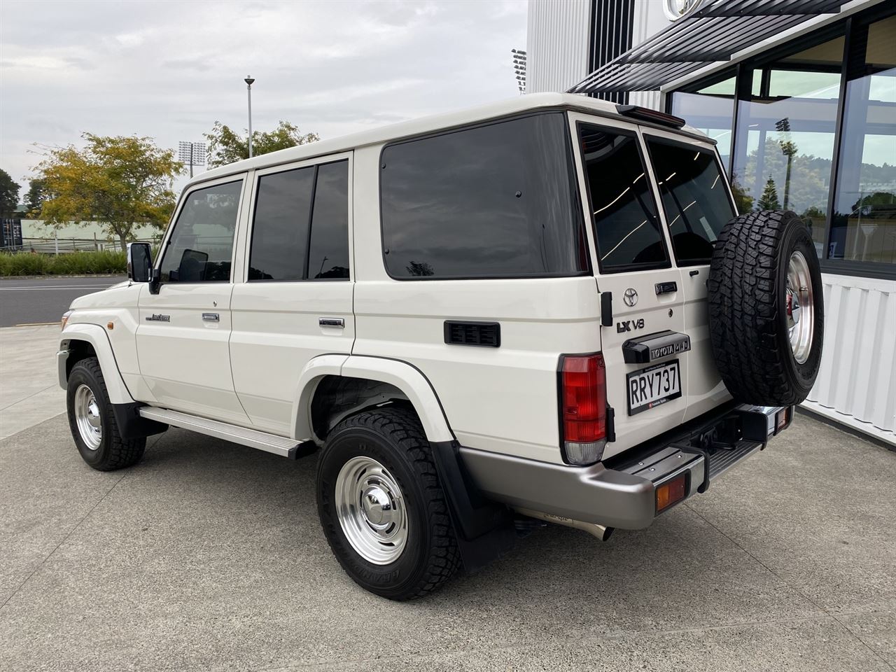 Vehicle image 3