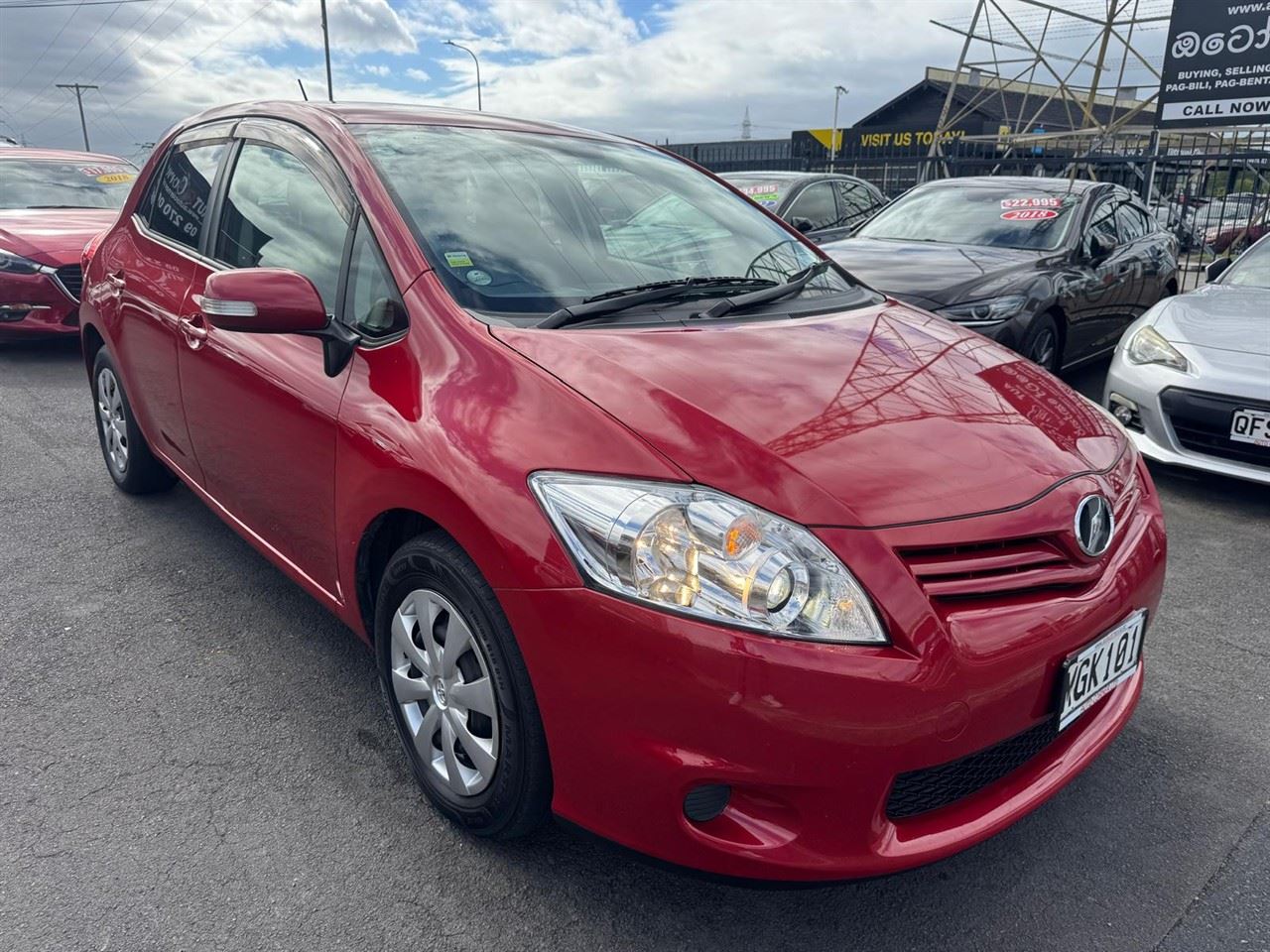 Vehicle image 5