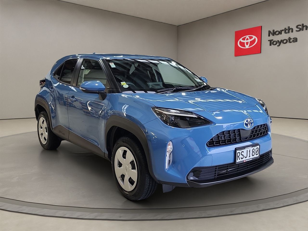 Vehicle image 1