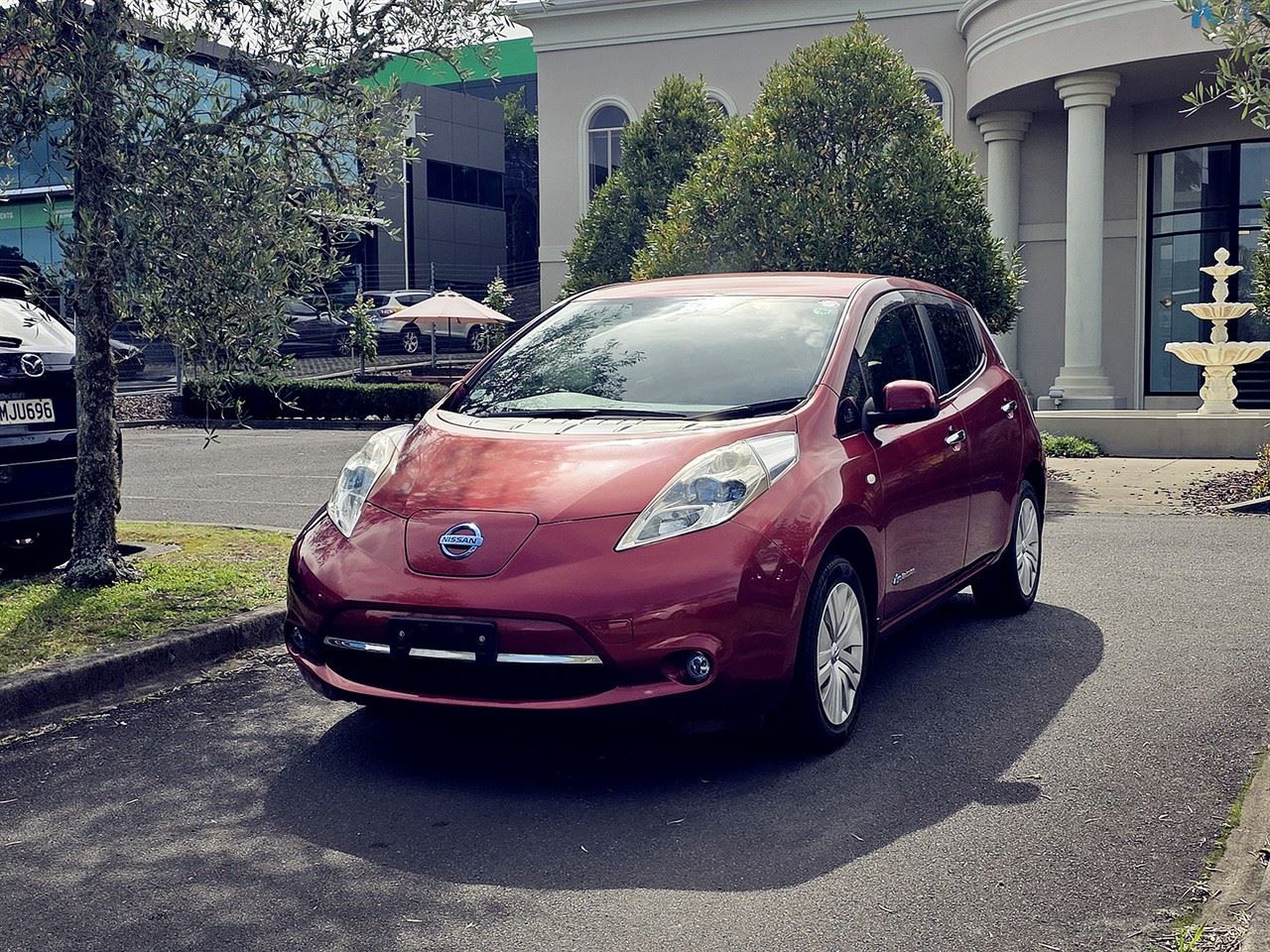 Vehicle image 3