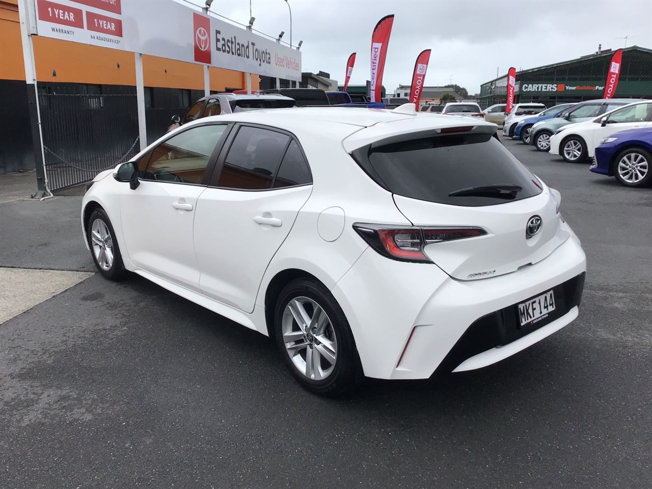 Vehicle image 5