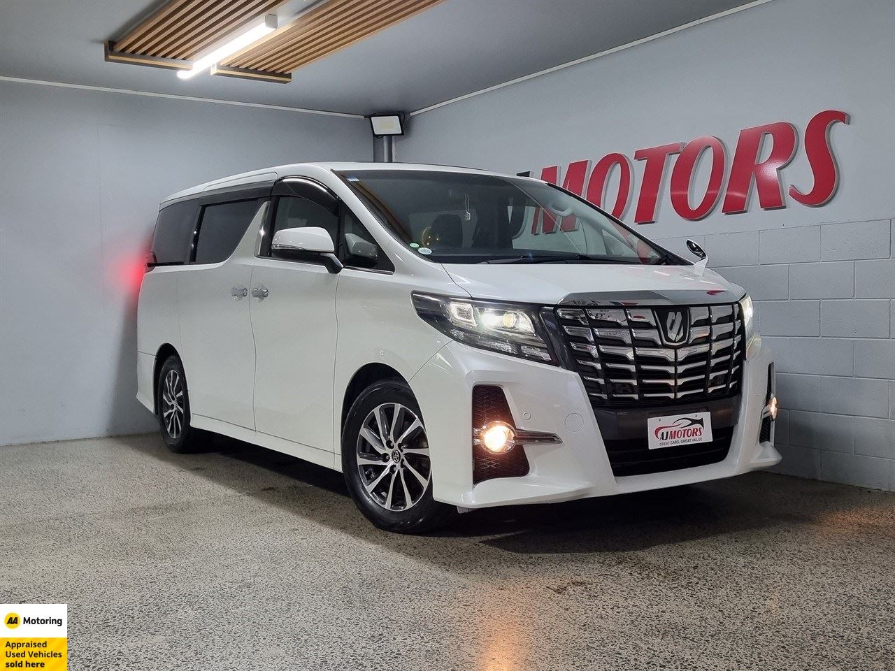 Vehicle image 1