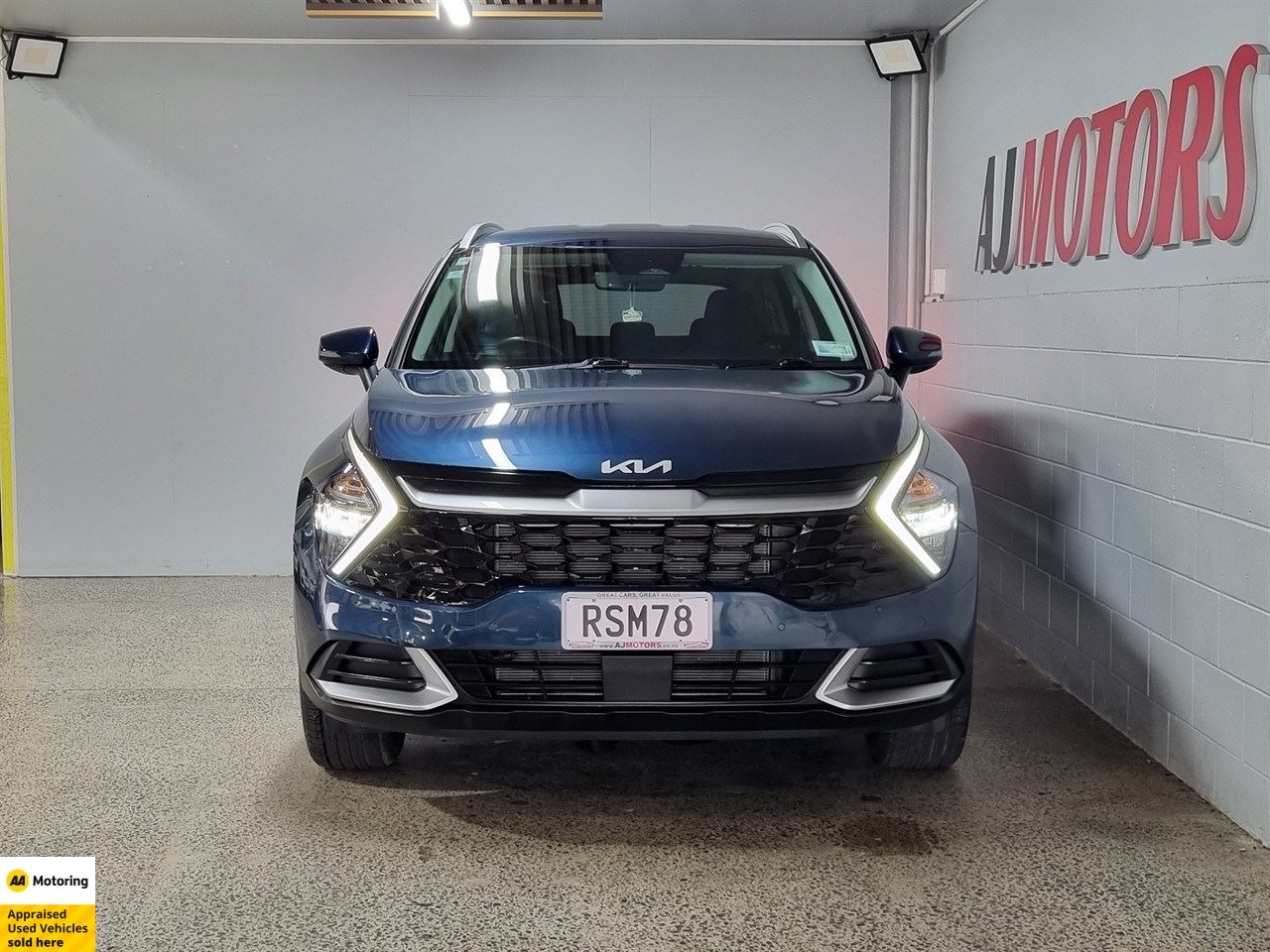 Vehicle image 2