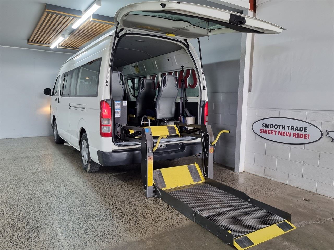 Vehicle image 3