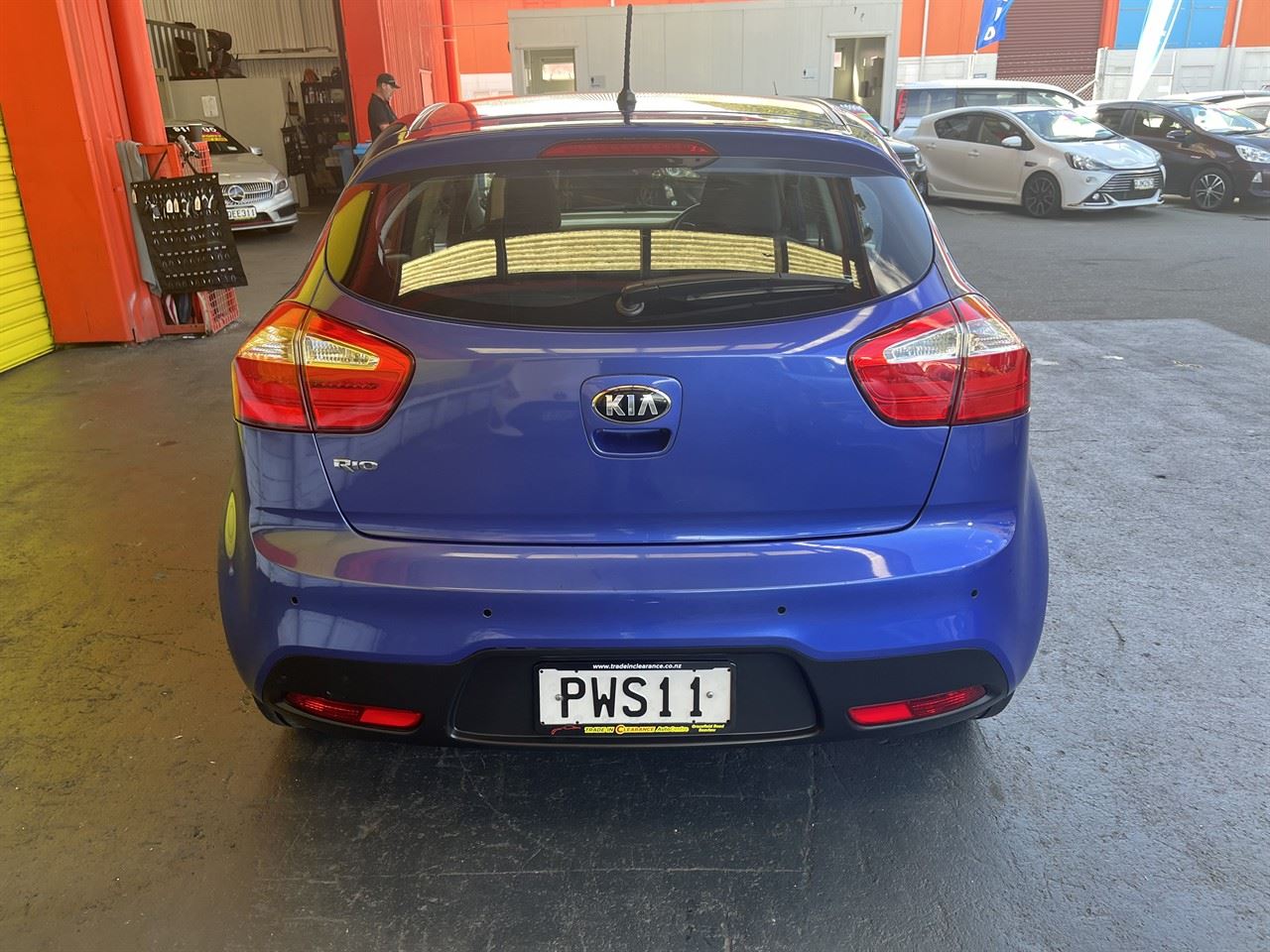 Vehicle image 5