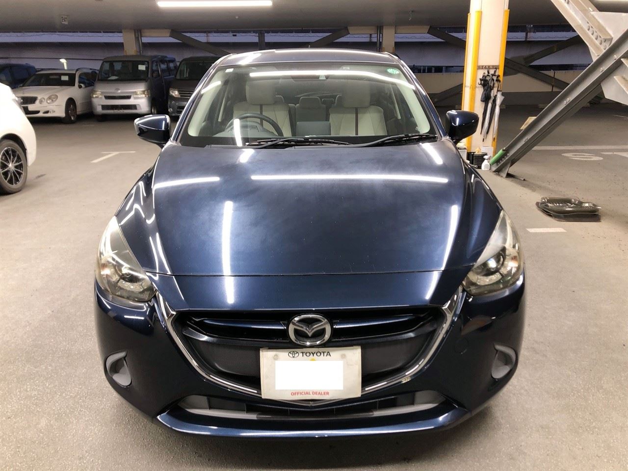 Vehicle image 3