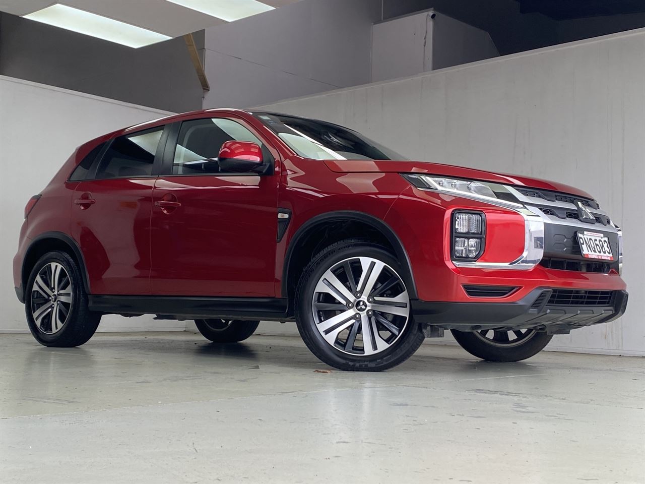 Vehicle image 4