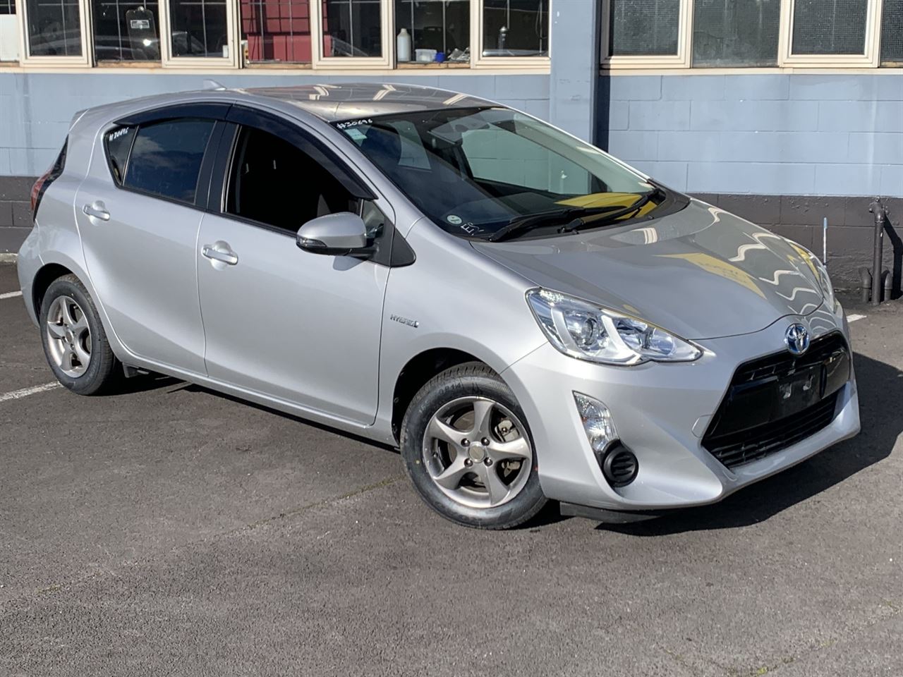 Vehicle image 1