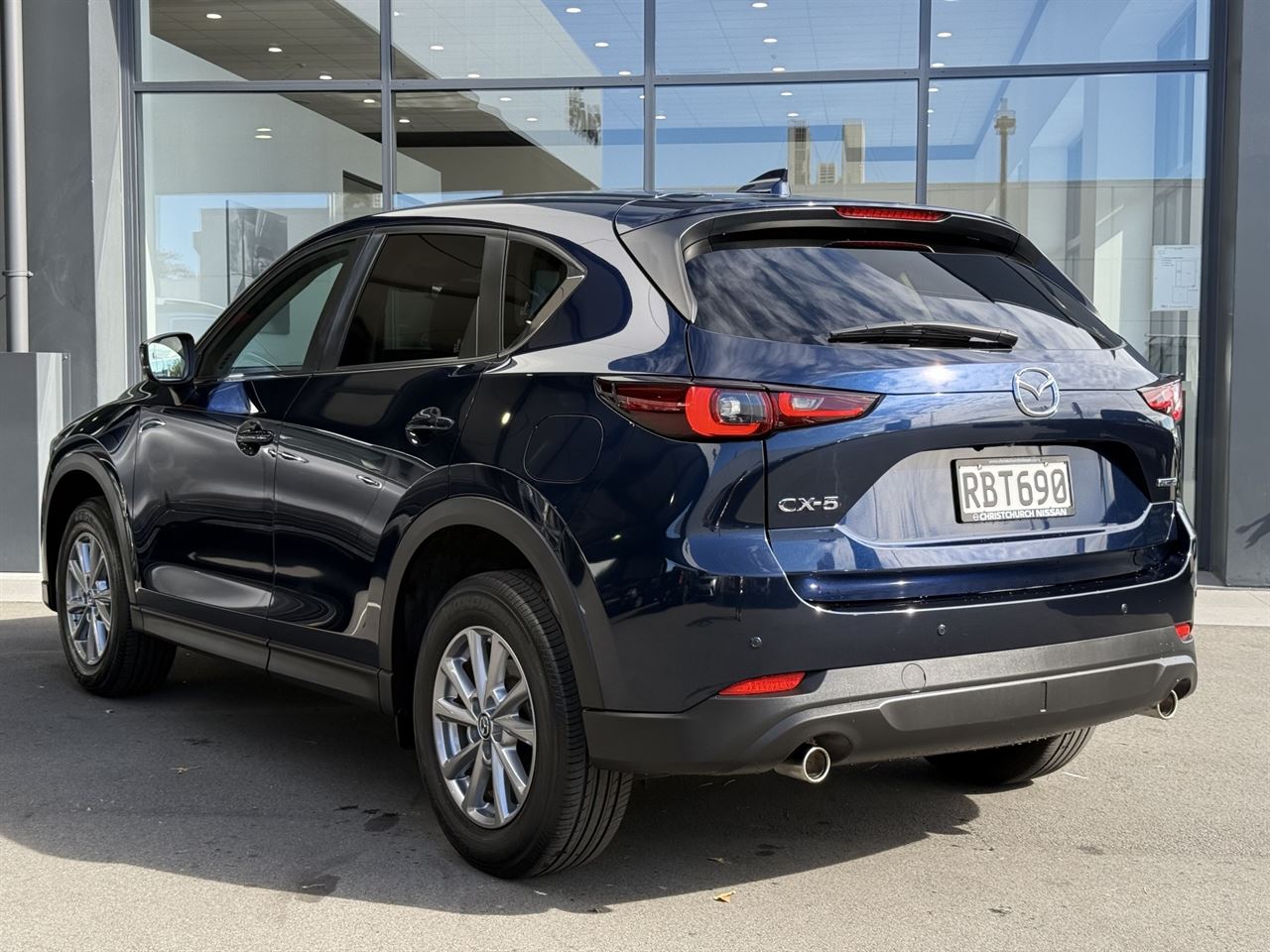 Vehicle image 3
