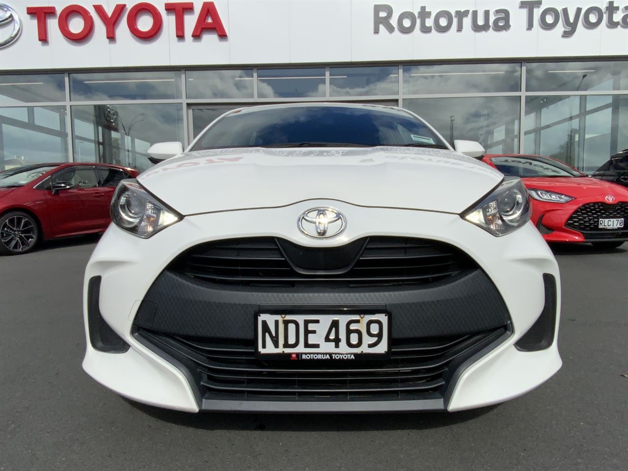 Vehicle image 3