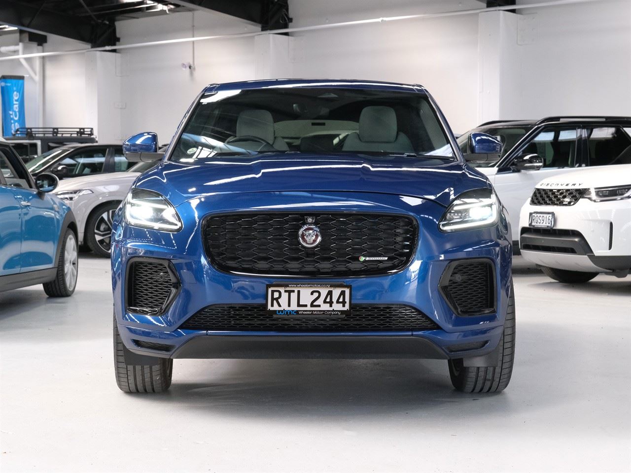 Vehicle image 3