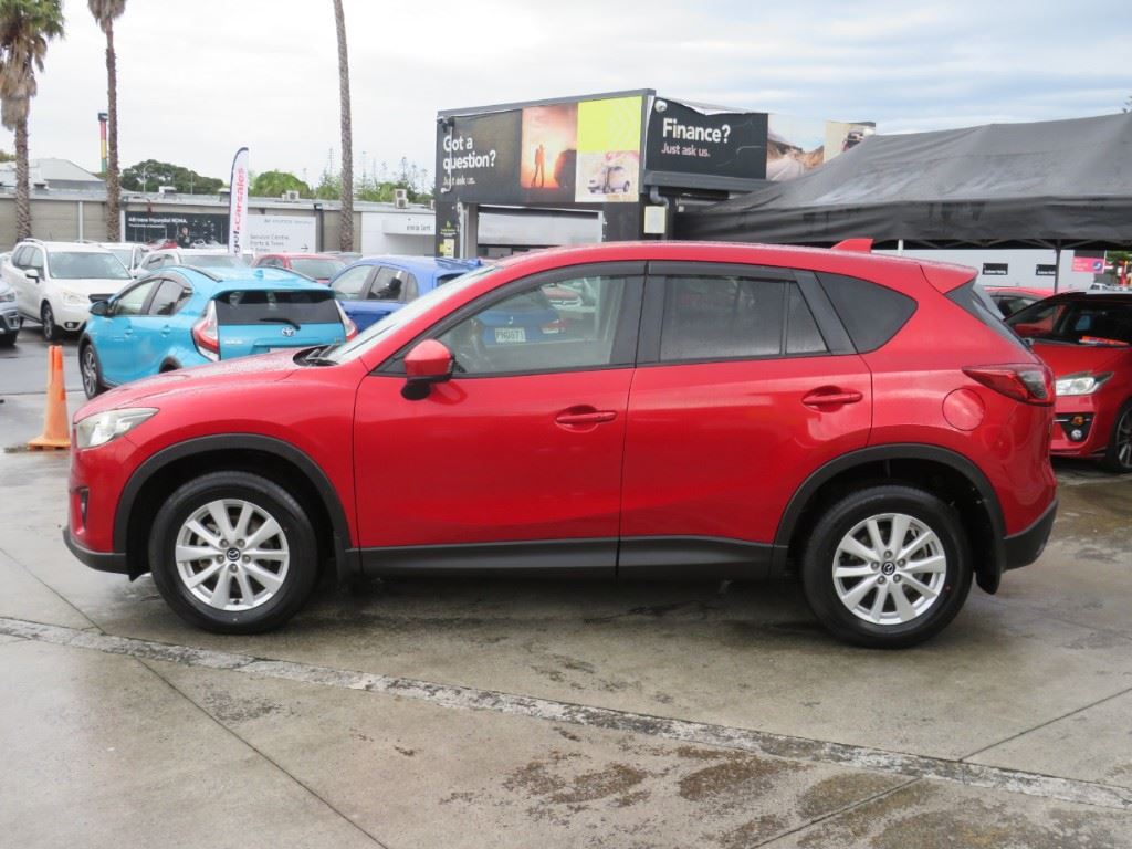 Vehicle image 5