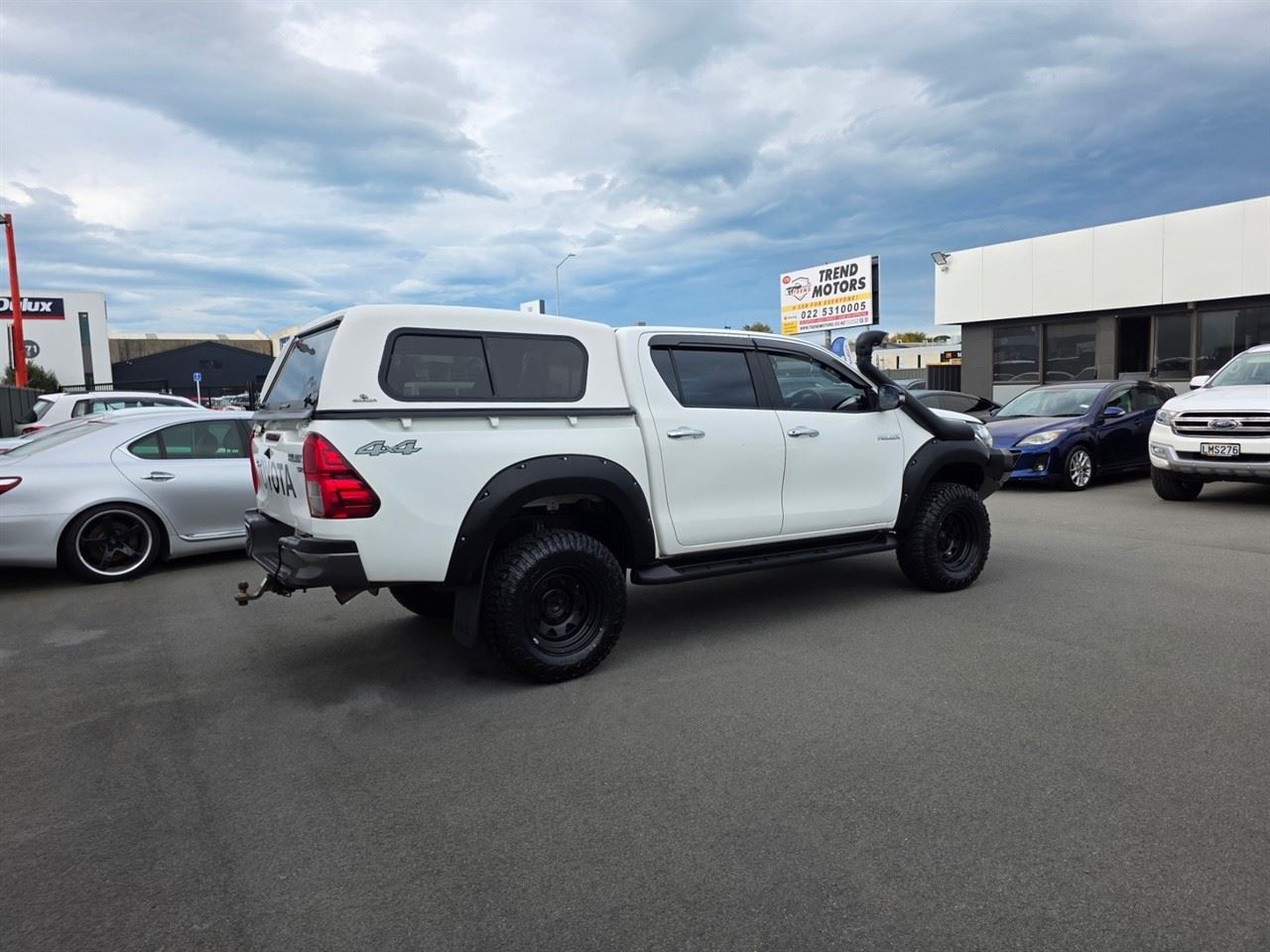 Vehicle image 2