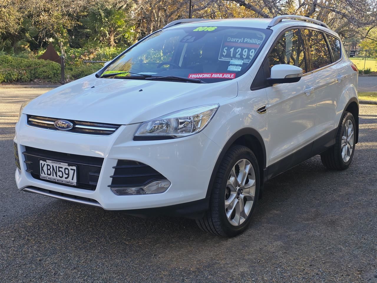 Vehicle image 3