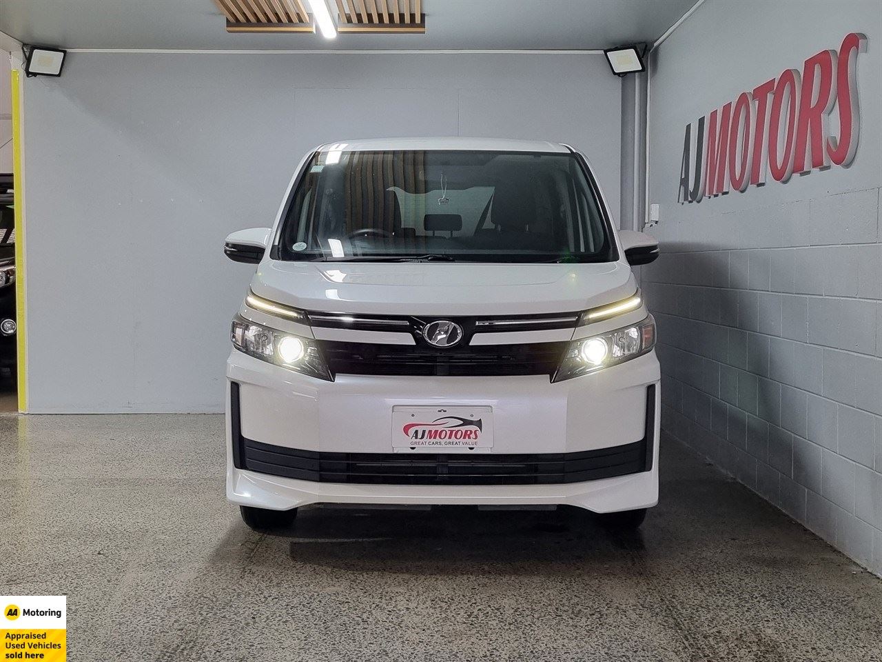 Vehicle image 2