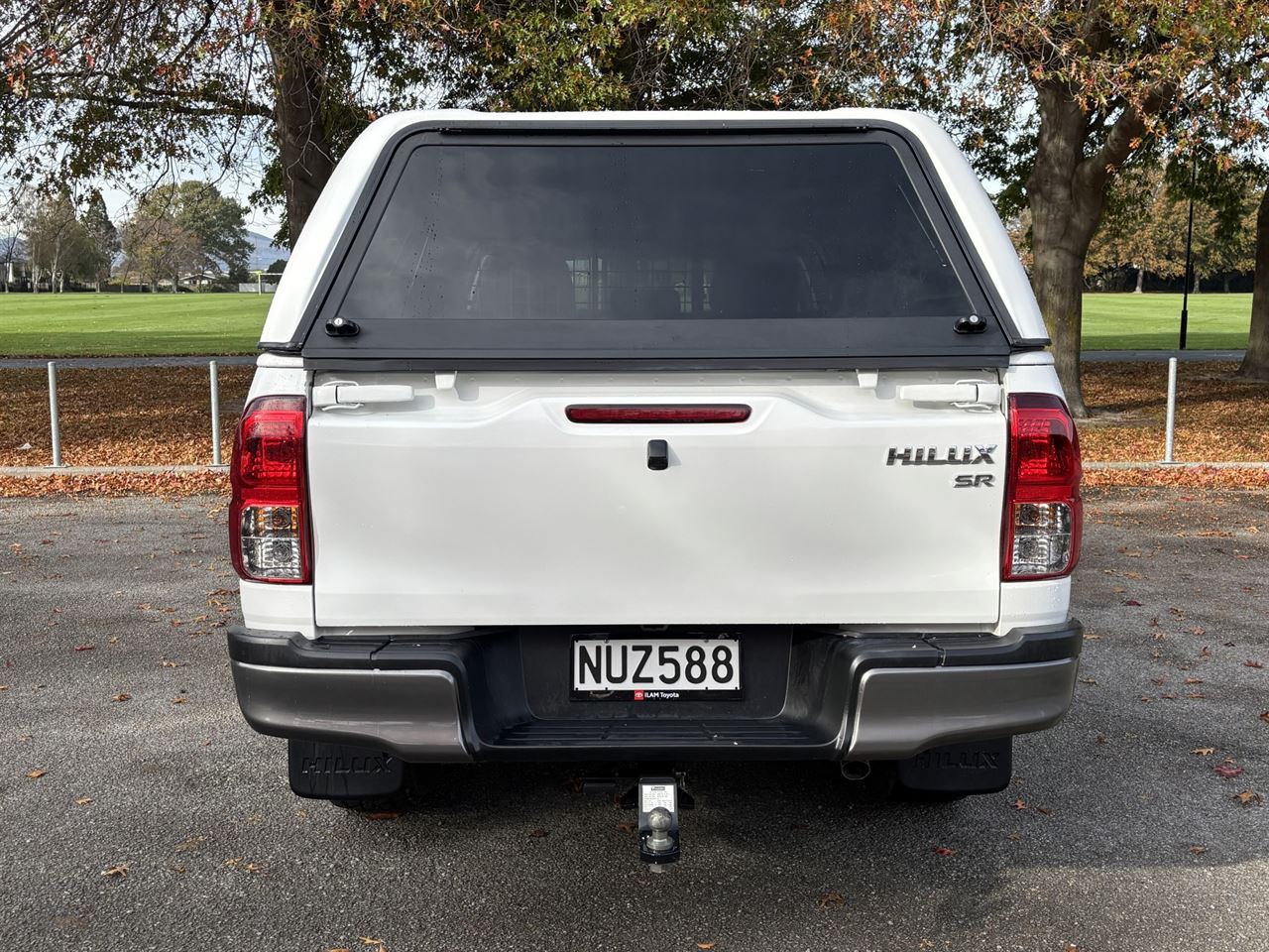 Vehicle image 4