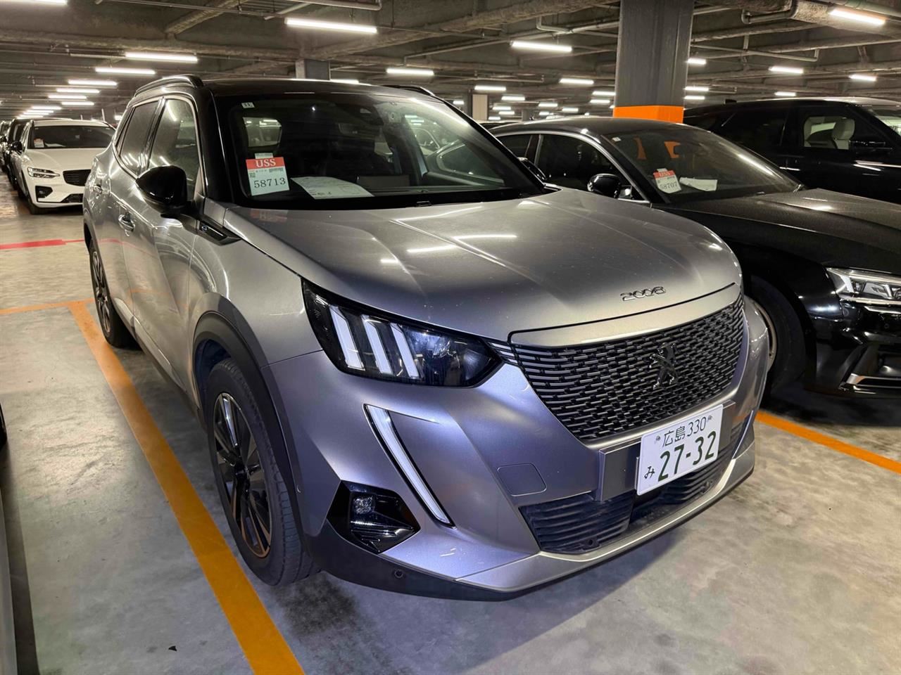 Vehicle image 3