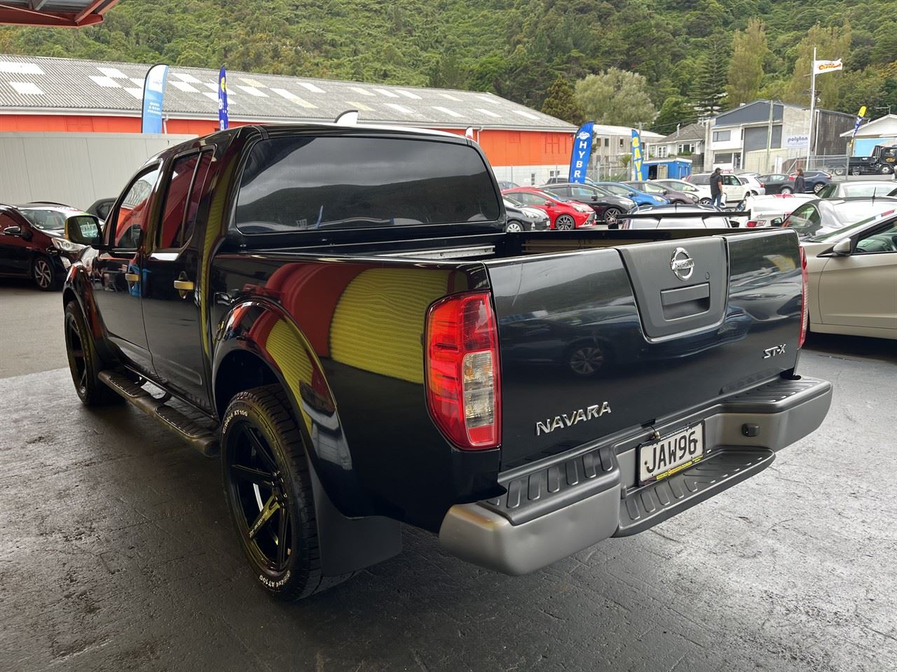 Vehicle image 4
