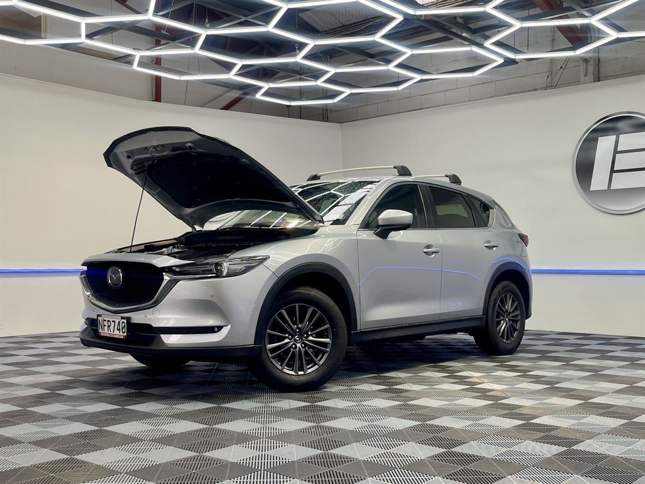 Vehicle image 3